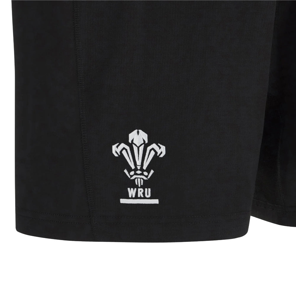 2025-2026 Wales Rugby Training Shorts (Black) Product - Shorts Macron