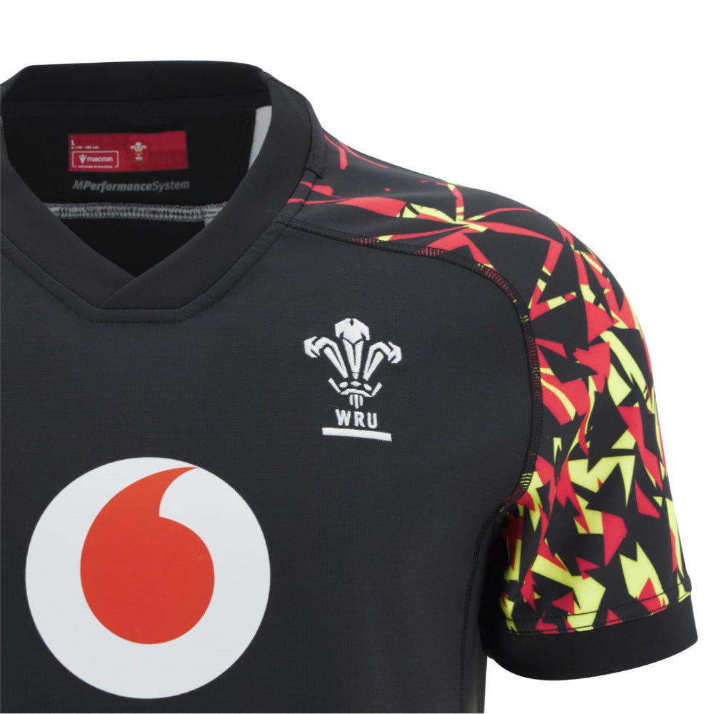2025-2026 Wales WRU Rugby Training Jersey (Black) Product - Training Shirts Macron